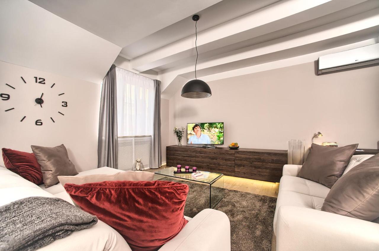 Exclusive 2 Bedroom Apartment Old Town - 2 Baths, Balcony And View - By Prague City Apartments Exterior photo