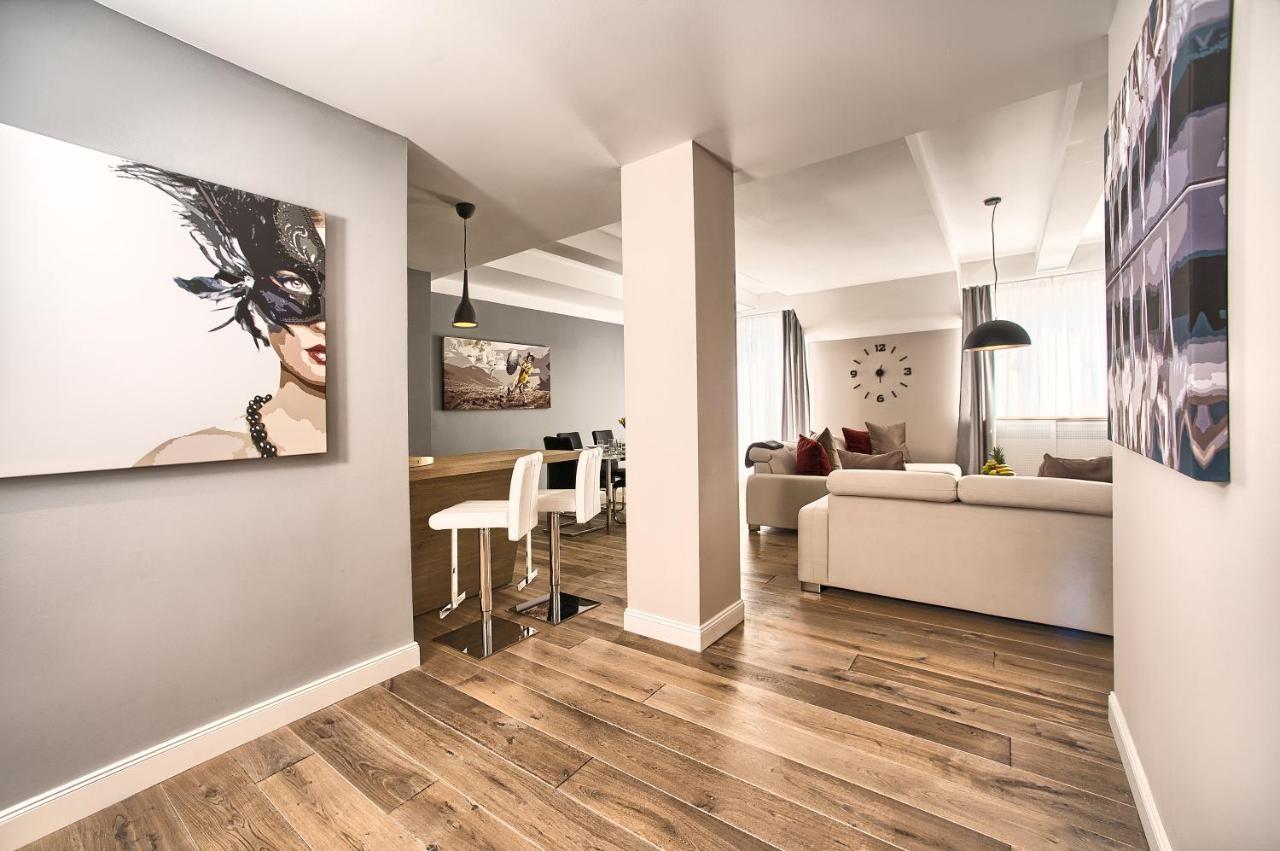 Exclusive 2 Bedroom Apartment Old Town - 2 Baths, Balcony And View - By Prague City Apartments Exterior photo