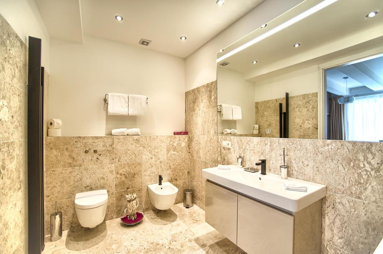 Exclusive 2 Bedroom Apartment Old Town - 2 Baths, Balcony And View - By Prague City Apartments Exterior photo